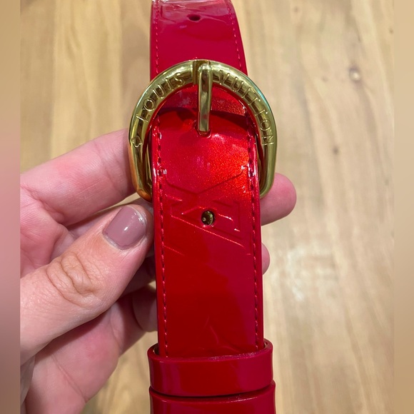 Louis Vuitton, Patent and Leather Belt, Color Red, Size 30/32 - Picture 3 of 7
